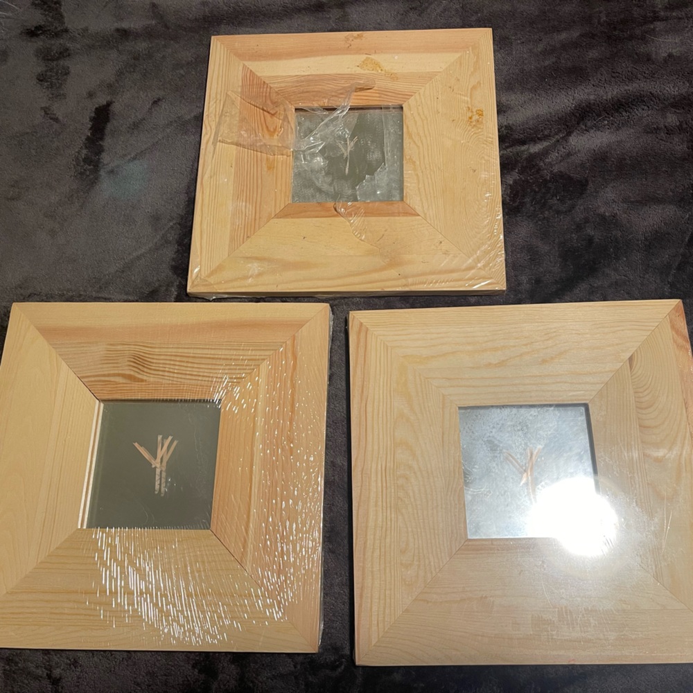 Wall mirrors